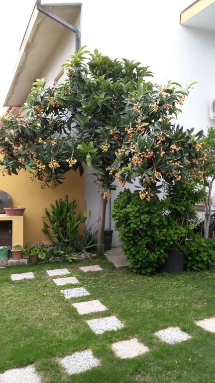 Casa Vacanze Rose E Fiori Sardegna San Vito  Extérieur photo