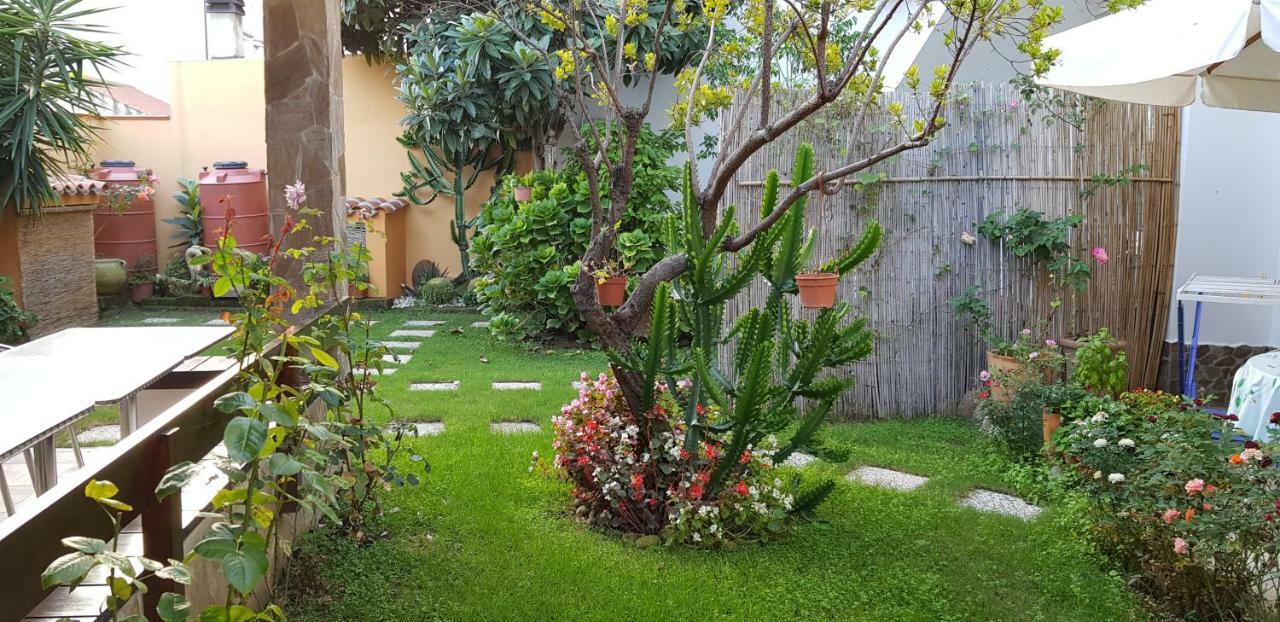 Casa Vacanze Rose E Fiori Sardegna San Vito  Extérieur photo